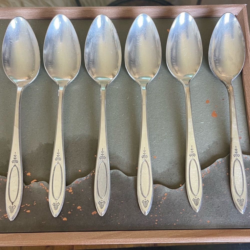 SET of 6! Vintage COMMUNITY PLATE spoons